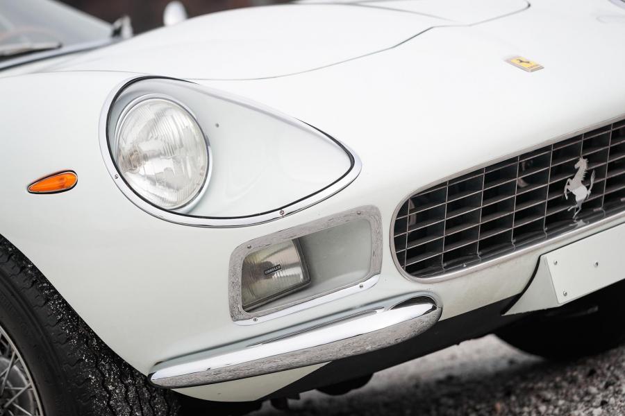 Детали экстерьера Ferrari 275 GTB 6C (07085) 1965 года  (фото 14 из 18)